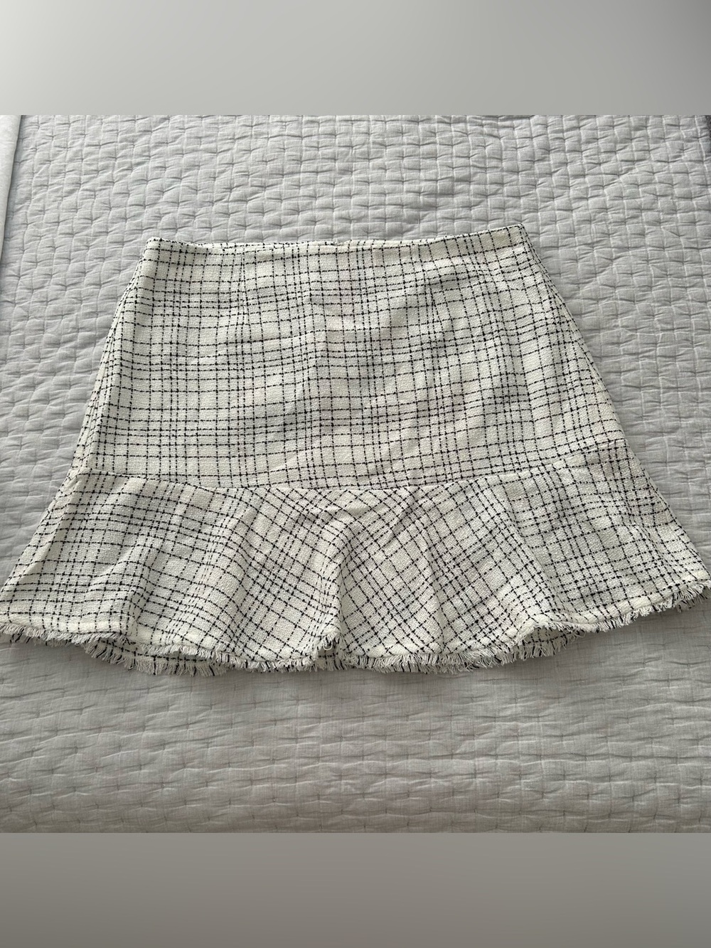 Eloquii White Plaid Ruffle-Hem Mini Skirt Size 18